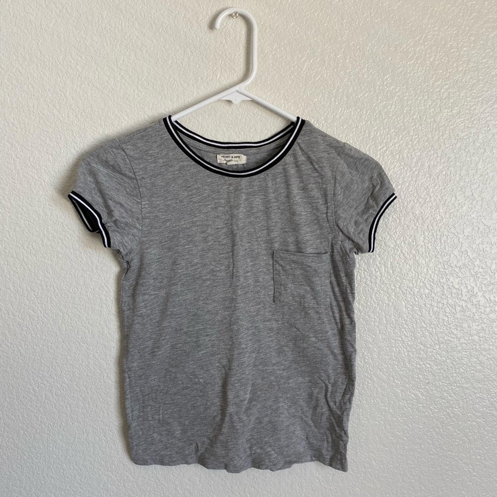 HEART&HIPS HEATHER GRAY TEE